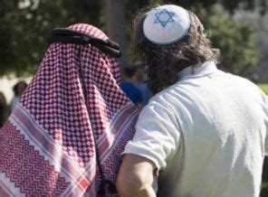 Y­a­h­u­d­i­ ­v­e­ ­A­r­a­p­ ­g­e­n­ç­l­e­r­d­e­n­ ­b­i­r­l­i­k­t­e­ ­y­a­ş­a­m­ ­e­t­k­i­n­l­i­ğ­i­
